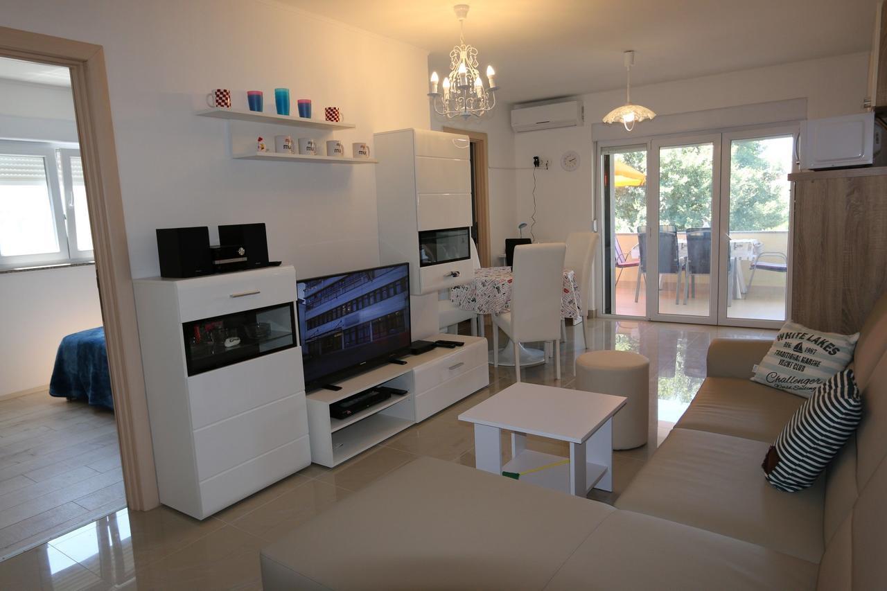 Apartments Saramandic Šilo Eksteriør billede